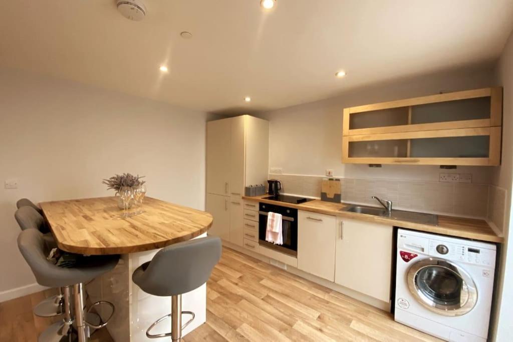 3Bed House With Parking Short Walk To Bath Centre Villa Exteriör bild