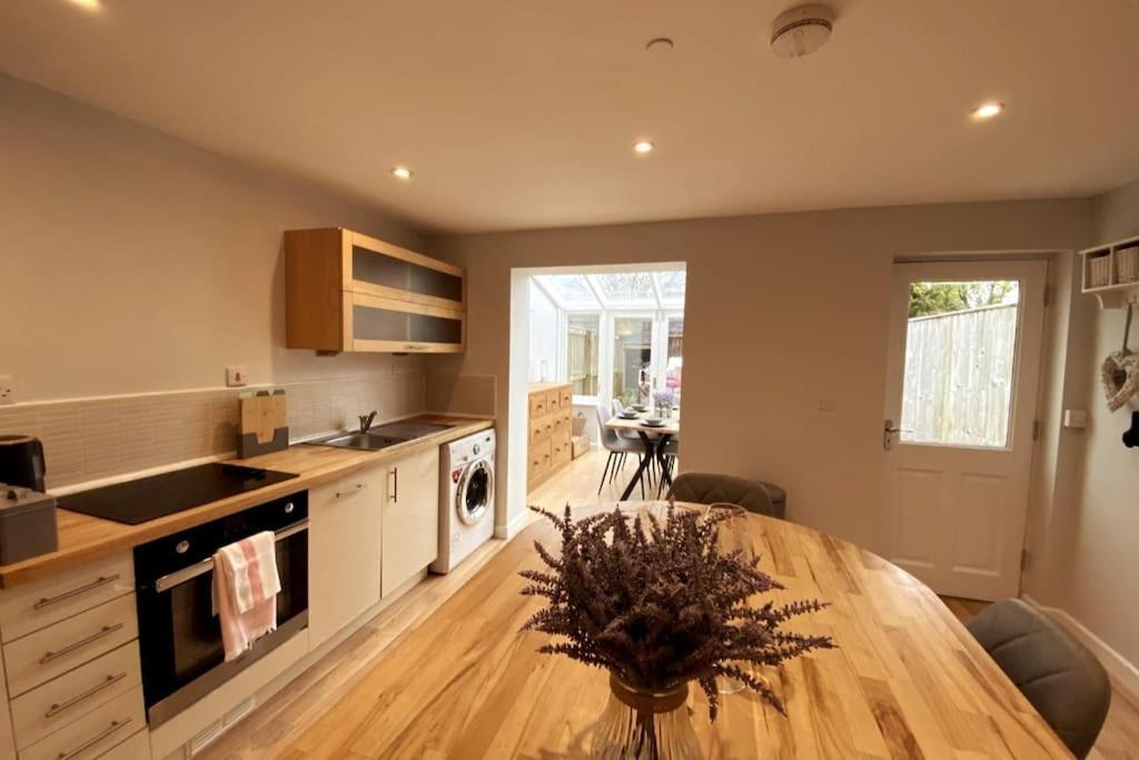 3Bed House With Parking Short Walk To Bath Centre Villa Exteriör bild